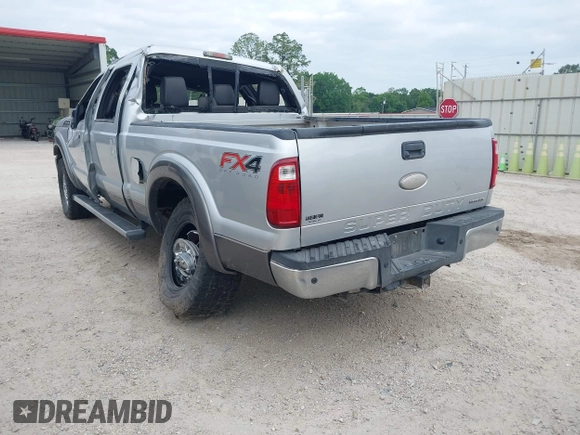 2012 Ford F-250 XL with VIN 1FT7W2B63CEA95428, listed as a IAAI auction lot 42040315 with 186,595 mi miles and . Bid and sale history available at DreamBid. Image 3.