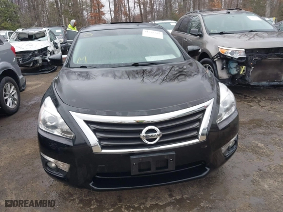 2013 Nissan Altima 2.5 SV with VIN 1N4AL3AP1DC903339, listed as a IAAI auction lot 41768567 with 120,953 mi miles. Bid and sale history available at carsss.com. Image 11.