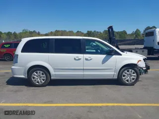 2016 Dodge Grand Caravan SE with VIN 2C4RDGBG3GR398660, listed as a IAAI auction lot 41899048 with 157,551 mi miles. Bid and sale history available at carsss.com. Image 13.