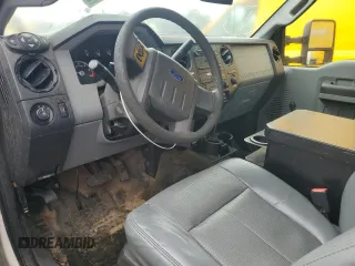 2016 Ford F-450 XL с VIN 1FDUF4GY4GEA05195, выставлен на аукционе Copart как лот 61210785 с пробегом 127 014 миль миль и Чистый • Clean title. История ставок и продаж доступна на DreamBid. Изображение 8.