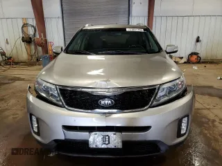 2015 Kia Sorento LX with VIN 5XYKT4A68FG607356, listed as a Copart auction lot 41841765 with 159,918 mi miles and Clean Title. Bid and sale history available at carsss.com. Image 5.