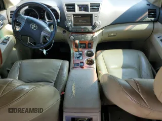 2010 Toyota Highlander Limited with VIN 5TDYK3EH8AS017561, listed as a Copart auction lot 62384975 with 141,853 mi miles and Salvage title. Bid and sale history available at DreamBid. Image 8.