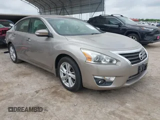 2013 Nissan Altima SV with VIN 1N4AL3AP9DC101749, listed as a IAAI auction lot 42109067 with 105,568 mi miles and . Bid and sale history available at DreamBid. Image 1.