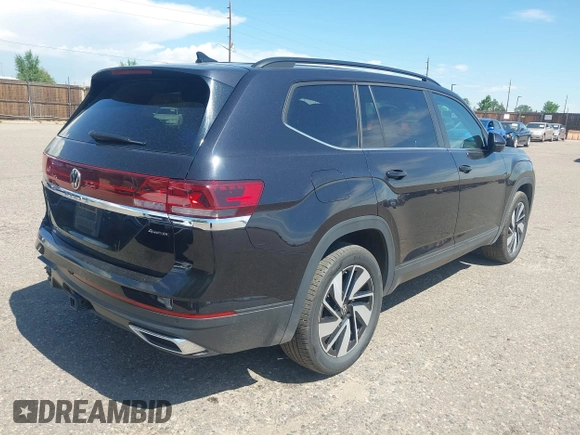 2025 Volkswagen Atlas SE with VIN 1V2HR2CA3SC507564, listed as a IAAI auction lot 42720794 with 13,257 mi miles and . Bid and sale history available at DreamBid. Image 4.