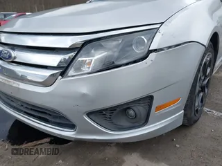 2010 Ford Fusion SE with VIN 3FAHP0HA3AR295047, listed as a IAAI auction lot 41685107 with 131,999 mi miles. Bid and sale history available at carsss.com. Image 18.