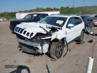 2019 Jeep Cherokee Limited with VIN 1C4PJMDX5KD305788, listed as a IAAI auction lot 42063222 with 113,194 mi miles and . Bid and sale history available at DreamBid. Image 17.