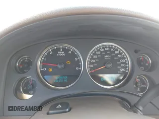 2007 GMC Yukon SLT with VIN 1GKFK13047R205630, listed as a IAAI auction lot 41489206 with 161,376 mi miles. Bid and sale history available at carsss.com. Image 7.