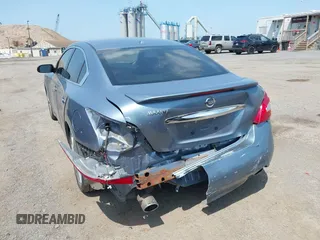 2011 Nissan Maxima SV with VIN 1N4AA5AP2BC851170, listed as a IAAI auction lot 42543199 with 138,533 mi miles and . Bid and sale history available at DreamBid. Image 6.
