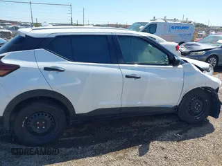 2024 Nissan Kicks S with VIN 3N1CP5BV1RL584152, listed as a IAAI auction lot 41663607 with 1,379 mi miles and . Bid and sale history available at carsss.com. Image 14.