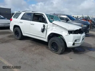 2010 Toyota 4Runner SR5 with VIN JTEZU5JR0A5003972, listed as a IAAI auction lot 41557522 with 0 mi miles. Bid and sale history available at carsss.com. Image 1.
