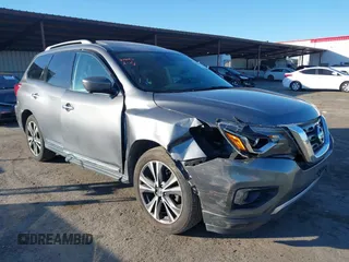 2020 Nissan Pathfinder Platinum with VIN 5N1DR2DN0LC599442, listed as a IAAI auction lot 41422120 with 126,903 mi miles and . Bid and sale history available at DreamBid. Image 1.