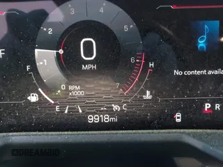 2024 GMC Acadia FWD Denali z VIN 1GKENLKS7RJ190012, wystawiony jako IAAI lot #41907629 z przebiegiem 9 918 mil mil oraz . Historia ofert i sprzedaży dostępna na DreamBid. Obrazek 15.