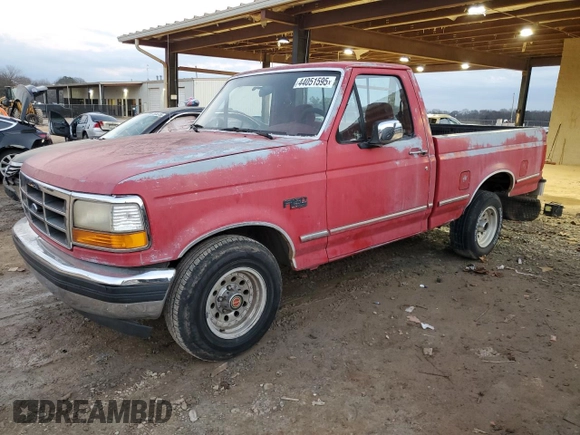 1992 Ford F-150 z VIN 1FTDF15N7NNA66551, wystawiony jako Copart lot #44051595 z przebiegiem 137 522 mil mil oraz Czysty tytuł • Clean title. Historia ofert i sprzedaży dostępna na DreamBid. Obrazek 1.