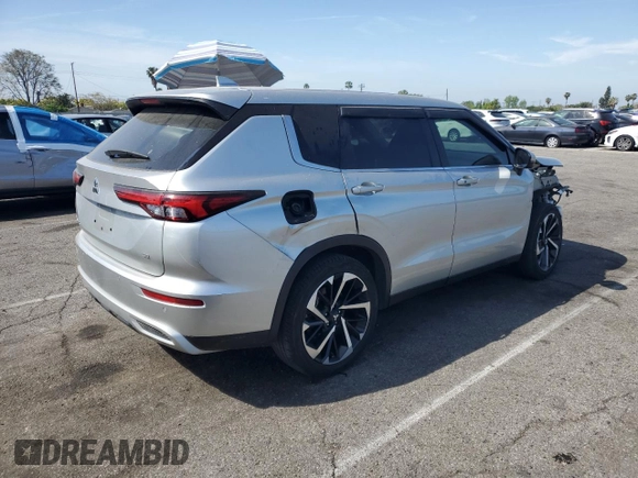 2023 Mitsubishi Outlander SE z VIN JA4J3UA83PZ061950, wystawiony jako Copart lot #54054815 z przebiegiem 31 763 mil mil oraz Szkoda całkowita • Salvage title. Historia ofert i sprzedaży dostępna na DreamBid. Obrazek 3.