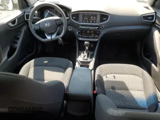 2017 Hyundai Ioniq Blue z VIN KMHC65LC3HU037395, wystawiony jako Copart lot #54476255 z przebiegiem 60 242 mil mil oraz Szkoda całkowita • Salvage title. Historia ofert i sprzedaży dostępna na DreamBid. Obrazek 8.