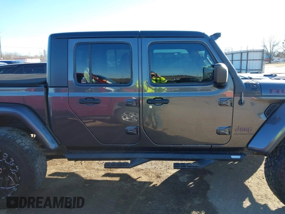 2020 Jeep Gladiator Rubicon with VIN 1C6JJTBG5LL179188, listed as a IAAI auction lot 41316367 with 136,670 mi miles and . Bid and sale history available at DreamBid. Image 13.