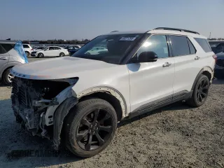 2020 Ford Explorer ST with VIN 1FM5K8GC7LGA29212, listed as a Copart auction lot 43271295 with 117,836 mi miles and Salvage Title. Bid and sale history available at carsss.com. Image 1.