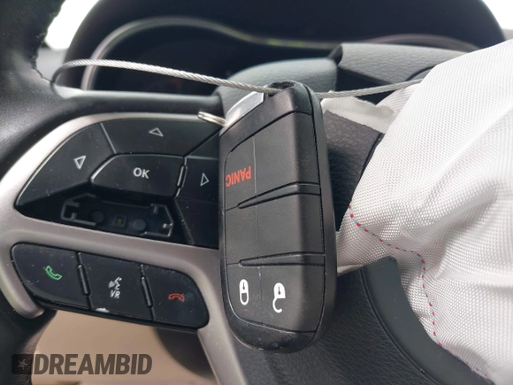 2020 Jeep Grand Cherokee Altitude with VIN 1C4RJEAG7LC328824, listed as a IAAI auction lot 42253946 with 94,035 mi miles and . Bid and sale history available at DreamBid. Image 11.