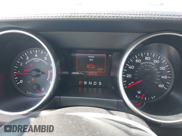 2020 Ford Mustang EcoBoost z VIN 1FATP8UH0L5105965, wystawiony jako IAAI lot #42475841 z przebiegiem 68 999 mil mil oraz . Historia ofert i sprzedaży dostępna na DreamBid. Obrazek 7.