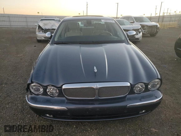 2007 Jaguar XJ with VIN SAJWA71B27SH17096, listed as a Copart auction lot 78863314 with 132,779 mi miles and Salvage Title. Bid and sale history available at carsss.com. Image 5.