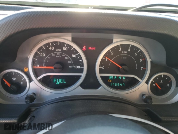 2008 Jeep Wrangler Unlimited Sahara with VIN 1J4GA59158L626362, listed as a Copart auction lot 87647045 with 179,547 mi miles and Non repairable. Bid and sale history available at DreamBid. Image 9.