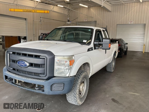 2015 Ford F-250 XLT with VIN 1FT7X2B68FEA89335, listed as a IAAI auction lot 42785319 with 130,513 mi miles and . Bid and sale history available at DreamBid. Image 23.