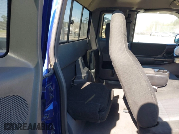 2003 Ford Ranger XL Fleet with VIN 1FTYR44VX3PB29347, listed as a IAAI auction lot 42020282 with 181,109 mi miles and . Bid and sale history available at DreamBid. Image 8.