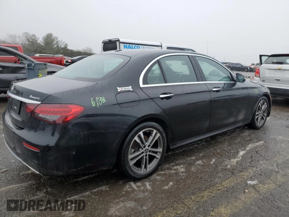 2021 Mercedes-Benz E-Class E 350 with VIN W1KZF8EB2MA921737, listed as a Copart auction lot 44261295 with 111,199 mi miles and Salvage Title. Bid and sale history available at carsss.com. Image 3.