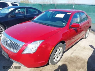 2010 Mercury Milan with VIN 3MEHM0HA5AR639365, listed as a IAAI auction lot 41990723 with 176,122 mi miles. Bid and sale history available at carsss.com. Image 2.