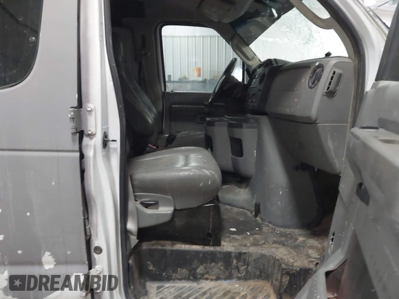 2014 Ford Econoline Cargo Commercial with VIN 1FTNE2EW4EDA64221, listed as a IAAI auction lot 41628147 with 190,018 mi miles and . Bid and sale history available at DreamBid. Image 5.
