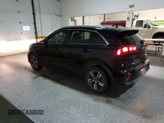 2022 Kia Niro LX with VIN KNDCB3LCXN5547575, listed as a Copart auction lot 88002635 with 77,695 mi miles and Clean Title. Bid and sale history available at carsss.com. Image 2.