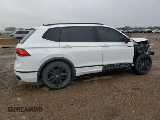 2022 Volkswagen Tiguan SE R-Line Black z VIN 3VVCB7AX1NM058135, wystawiony jako Copart lot #55125305 z przebiegiem 64 643 mil mil oraz Szkoda całkowita • Salvage title. Historia ofert i sprzedaży dostępna na DreamBid. Obrazek 3.