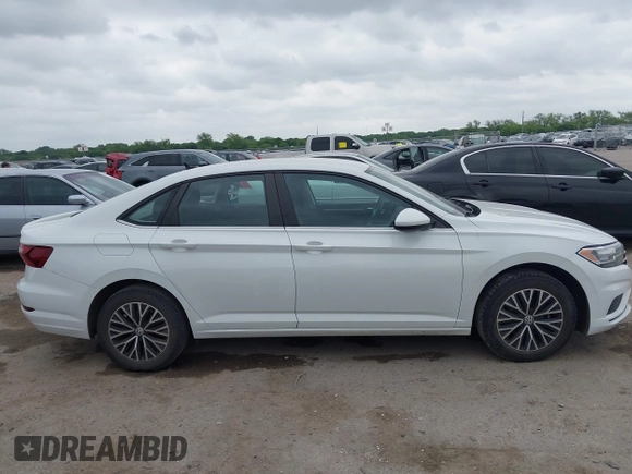 2021 Volkswagen Jetta S with VIN 3VWC57BU8MM044299, listed as a IAAI auction lot 42077663 with 81,681 mi miles and . Bid and sale history available at DreamBid. Image 13.