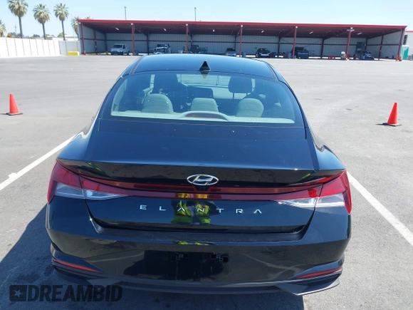2023 Hyundai Elantra SEL z VIN KMHLM4AG6PU512266, wystawiony jako IAAI lot #42355805 z przebiegiem 71 204 mil mil oraz . Historia ofert i sprzedaży dostępna na DreamBid. Obrazek 17.