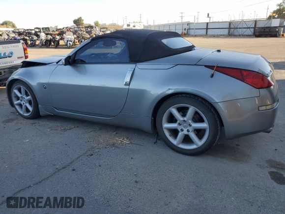2005 Nissan 350Z Touring z VIN JN1AZ36A15M756659, wystawiony jako Copart lot #75458384 z przebiegiem 101 489 mil mil oraz Szkoda całkowita • Salvage title. Historia ofert i sprzedaży dostępna na DreamBid. Obrazek 2.