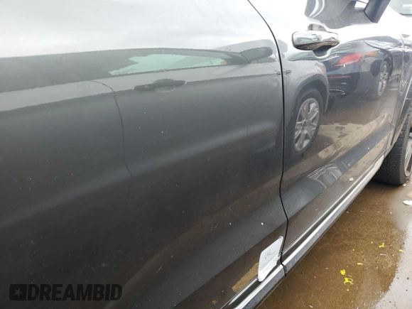 2018 Volvo XC60 Inscription with VIN LYVA22RL1JB082350, listed as a Copart auction lot 74307224 with 76,614 mi miles and Salvage Title. Bid and sale history available at DreamBid. Image 13.