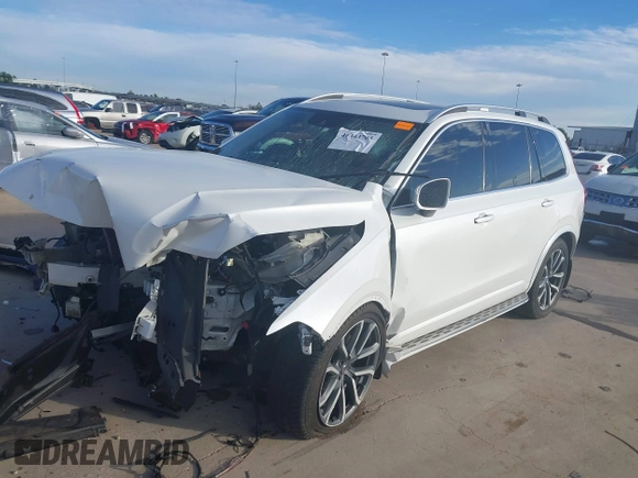 2016 Volvo XC90 T6 Momentum with VIN YV4A22PK5G1091110, listed as a IAAI auction lot 41343705 with 78,655 mi miles. Bid and sale history available at carsss.com. Image 18.