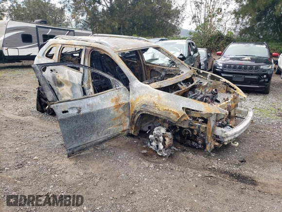 2014 Jeep Cherokee Trailhawk z VIN 1C4PJMBBXEW203063, wystawiony jako Copart lot #50887125 z przebiegiem Nie podano mil oraz Nie do naprawy • Non repairable. Historia ofert i sprzedaży dostępna na DreamBid. Obrazek 4.