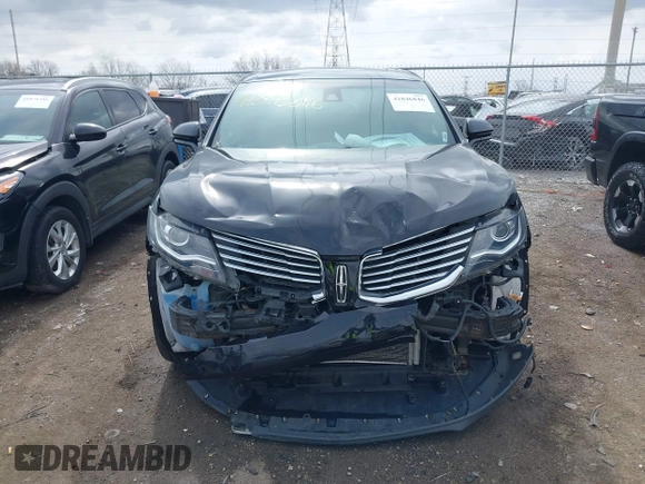2017 Lincoln MKX Reserve с VIN 2LMPJ8LR3HBL14806, выставлен на аукционе IAAI как лот 41846846 с пробегом 131 477 миль миль и . История ставок и продаж доступна на DreamBid. Изображение 6.