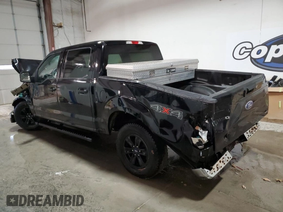 2016 Ford F-150 XLT with VIN 1FTEW1EF7GFA21880, listed as a Copart auction lot 43583745 with 176,071 mi miles and Clean Title. Bid and sale history available at carsss.com. Image 2.