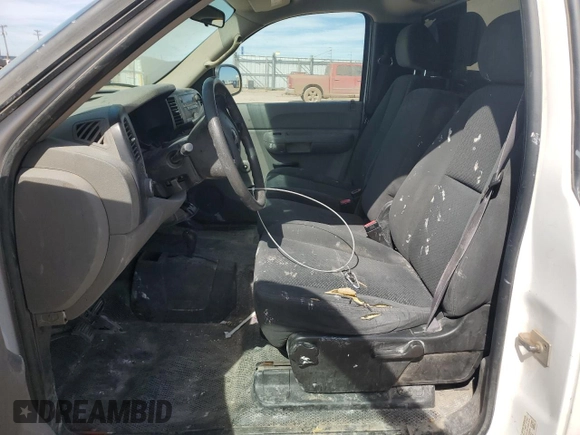 2006 Chevrolet Silverado 1500 Work Truck with VIN 1GCEC19X86Z110818, listed as a Copart auction lot 53384415 with 249,716 mi miles and Clean Title. Bid and sale history available at carsss.com. Image 7.
