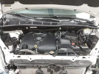 2019 Toyota Sienna XLE with VIN 5TDDZ3DCXKS224647, listed as a IAAI auction lot 41686896 with 93,453 mi miles and . Bid and sale history available at DreamBid. Image 10.