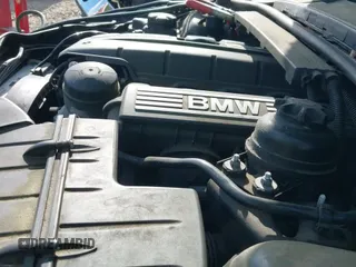 2011 BMW 3 Series 328i xDrive с VIN WBAPK7C56BF084072, выставлен на аукционе IAAI как лот 42148687 с пробегом 145 048 миль миль и . История ставок и продаж доступна на DreamBid. Изображение 12.