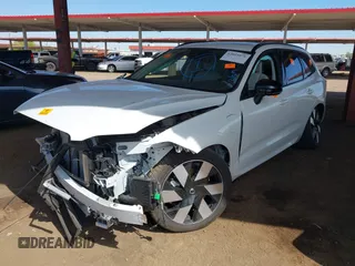 2024 Volvo XC60 Plus Dark Theme с VIN YV4H60DL9R1915780, выставлен на аукционе IAAI как лот 42025076 с пробегом Не указан миль и . История ставок и продаж доступна на DreamBid. Изображение 2.