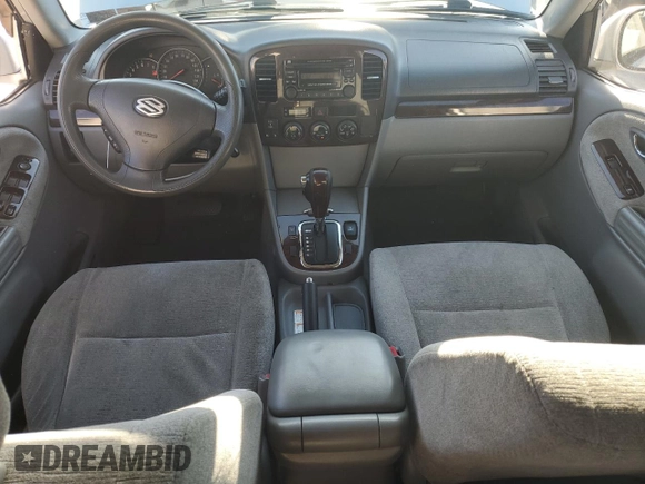 2005 Suzuki XL7 LX with VIN JS3TX92V054101305, listed as a Copart auction lot 79204124 with 149,589 mi miles and Salvage title. Bid and sale history available at DreamBid. Image 8.