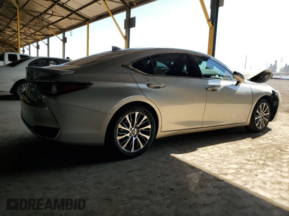 2020 Lexus ES 300h z VIN 58AD21B17LU005849, wystawiony jako Copart lot #63084095 z przebiegiem 30 738 mil mil oraz Szkoda całkowita • Salvage title. Historia ofert i sprzedaży dostępna na DreamBid. Obrazek 3.