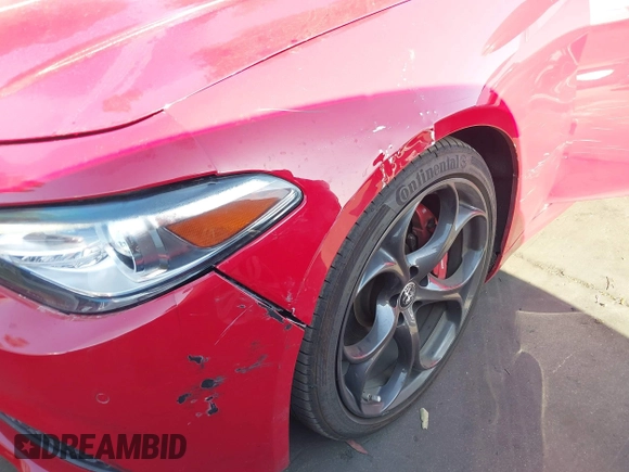 2019 Alfa Romeo Giulia Ti Sport with VIN ZARFAMBN0K7606969, listed as a IAAI auction lot 41962828 with 46,544 mi miles and . Bid and sale history available at DreamBid. Image 18.