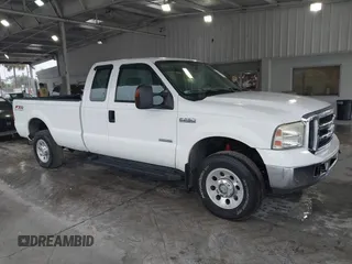 2007 Ford F-250 XL with VIN 1FTSX21P97EB32800, listed as a IAAI auction lot 42744784 with 110,944 mi miles and . Bid and sale history available at DreamBid. Image 1.