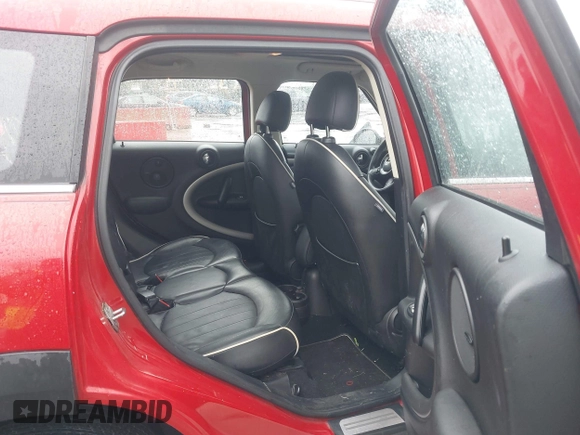 2014 MINI Countryman with VIN WMWZB3C53EWM32495, listed as a IAAI auction lot 41949096 with 161,524 mi miles and . Bid and sale history available at DreamBid. Image 8.