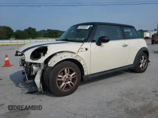 2012 MINI Hardtop z VIN WMWSU3C53CT258065, wystawiony jako Copart lot #59395885 z przebiegiem 137 245 mil mil oraz Szkoda całkowita • Salvage title. Historia ofert i sprzedaży dostępna na DreamBid. Obrazek 1.